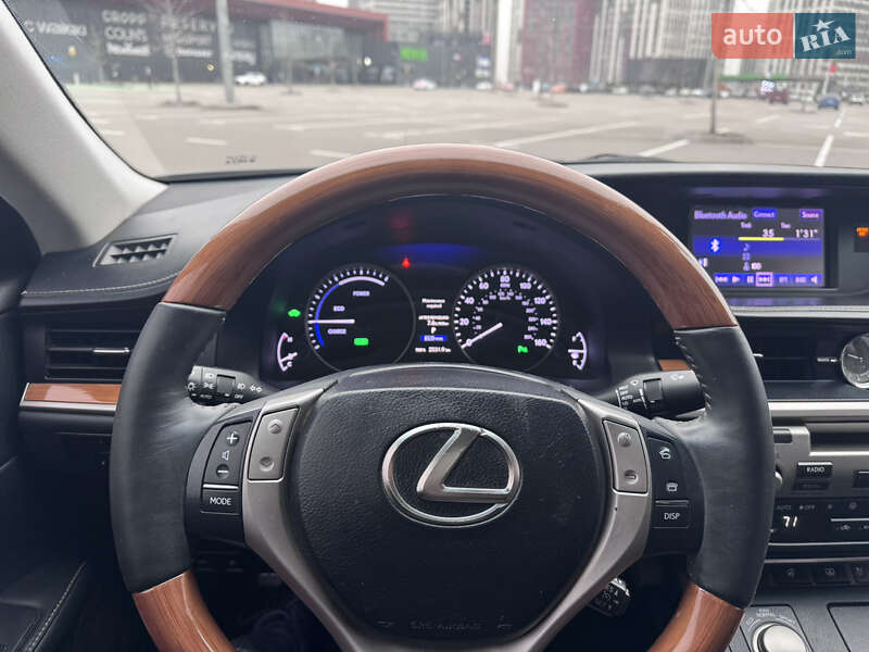 Седан Lexus ES 2012 в Киеве фото 4 Седан Lexus ES 2012 в Киеве