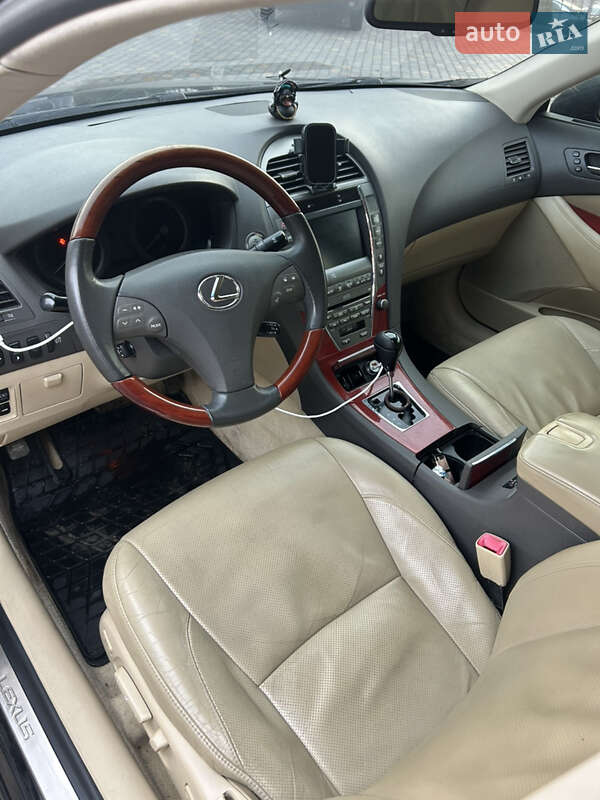 Седан Lexus ES 2008 в Тернополе