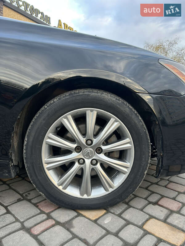 Седан Lexus ES 2008 в Тернополе