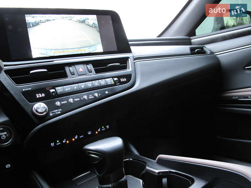 Седан Lexus ES 2024 в Києві фото 69 Седан Lexus ES 2024 в Києві