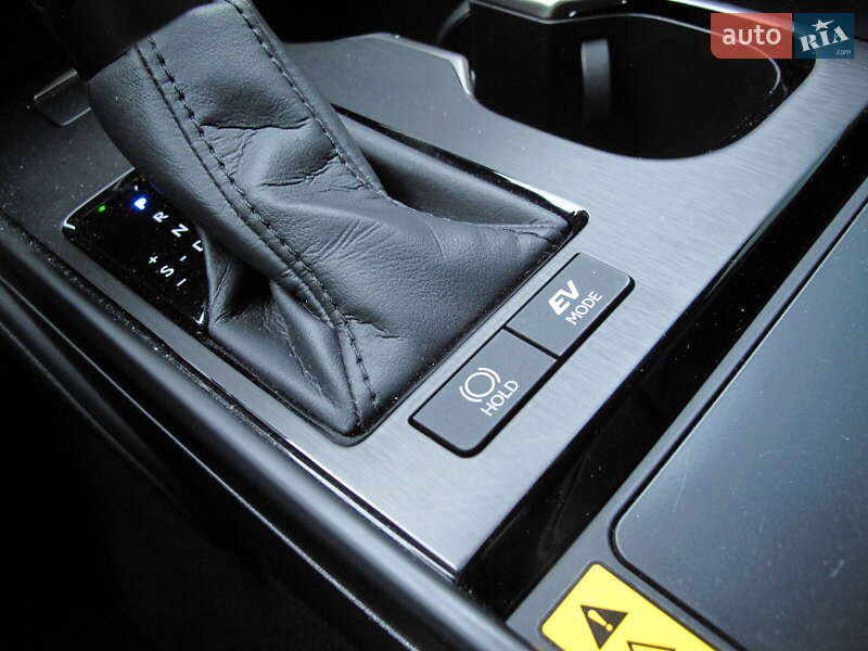 Седан Lexus ES 2024 в Києві фото 72 Седан Lexus ES 2024 в Києві