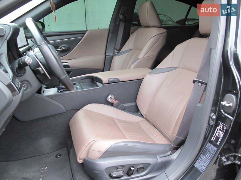 Седан Lexus ES 2024 в Києві фото 101 Седан Lexus ES 2024 в Києві