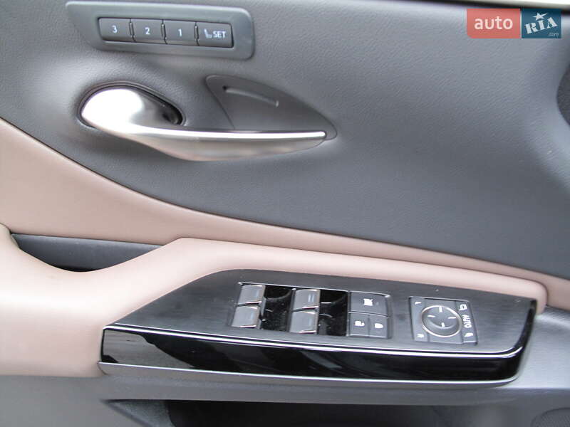 Седан Lexus ES 2024 в Києві фото 111 Седан Lexus ES 2024 в Києві