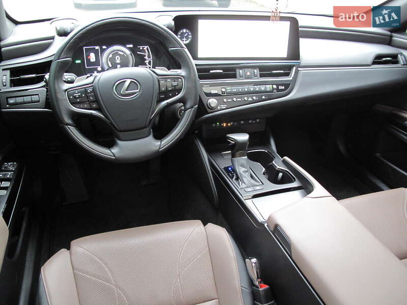 Седан Lexus ES 2024 в Києві фото 115 Седан Lexus ES 2024 в Києві