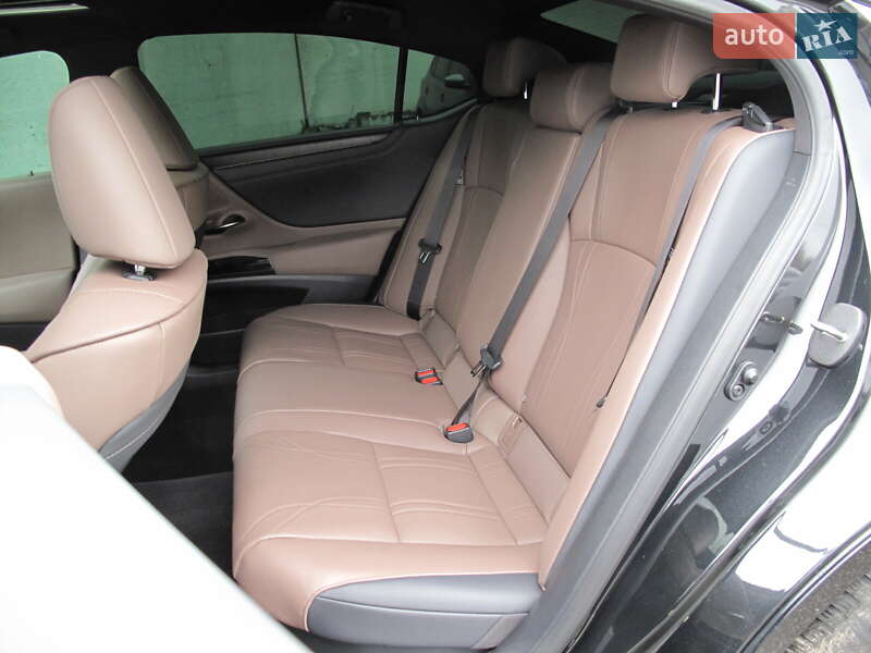 Седан Lexus ES 2024 в Києві фото 122 Седан Lexus ES 2024 в Києві