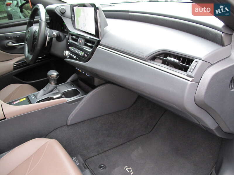 Седан Lexus ES 2024 в Києві фото 135 Седан Lexus ES 2024 в Києві