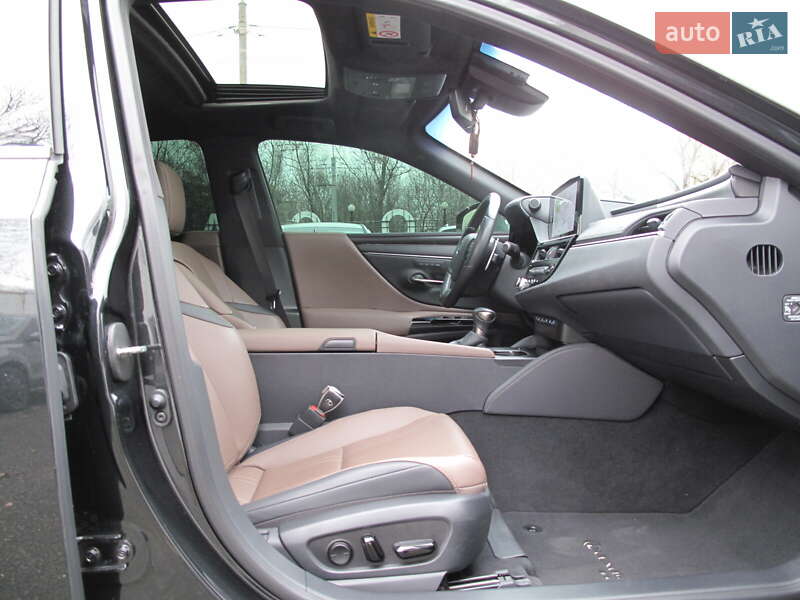 Седан Lexus ES 2024 в Києві фото 139 Седан Lexus ES 2024 в Києві