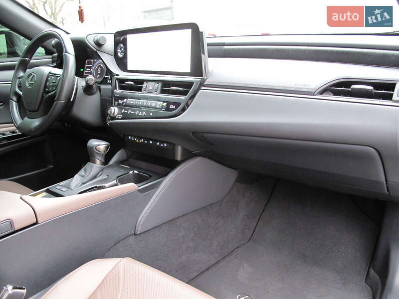 Седан Lexus ES 2024 в Києві фото 145 Седан Lexus ES 2024 в Києві