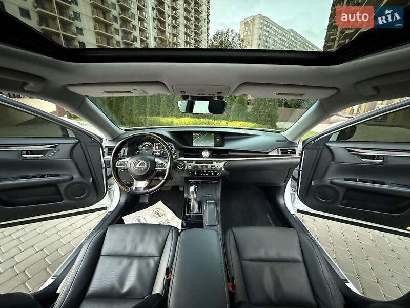 Седан Lexus ES 2016 в Одессе