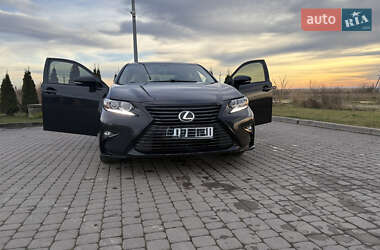 Седан Lexus ES 2017 в Городке