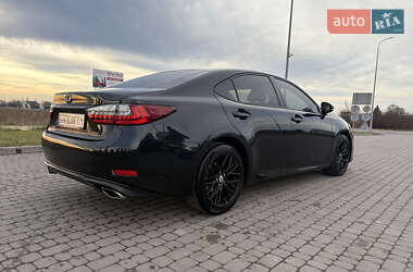 Седан Lexus ES 2017 в Городке