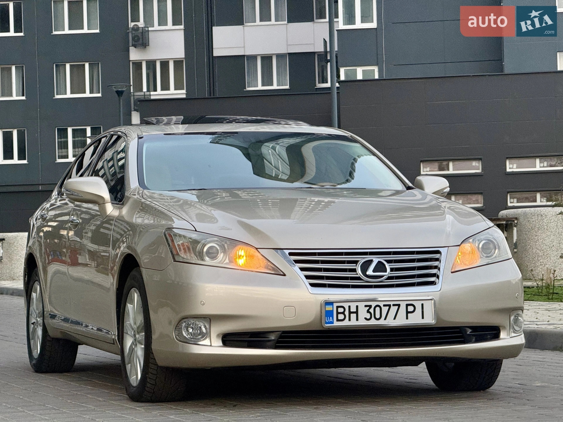 2010 Lexus ES - мініатюра 3