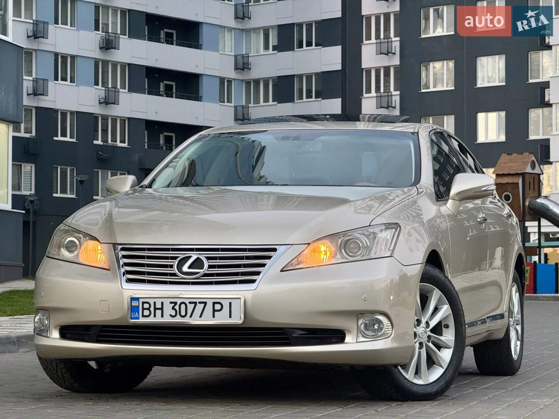 2010 Lexus ES - мініатюра 12