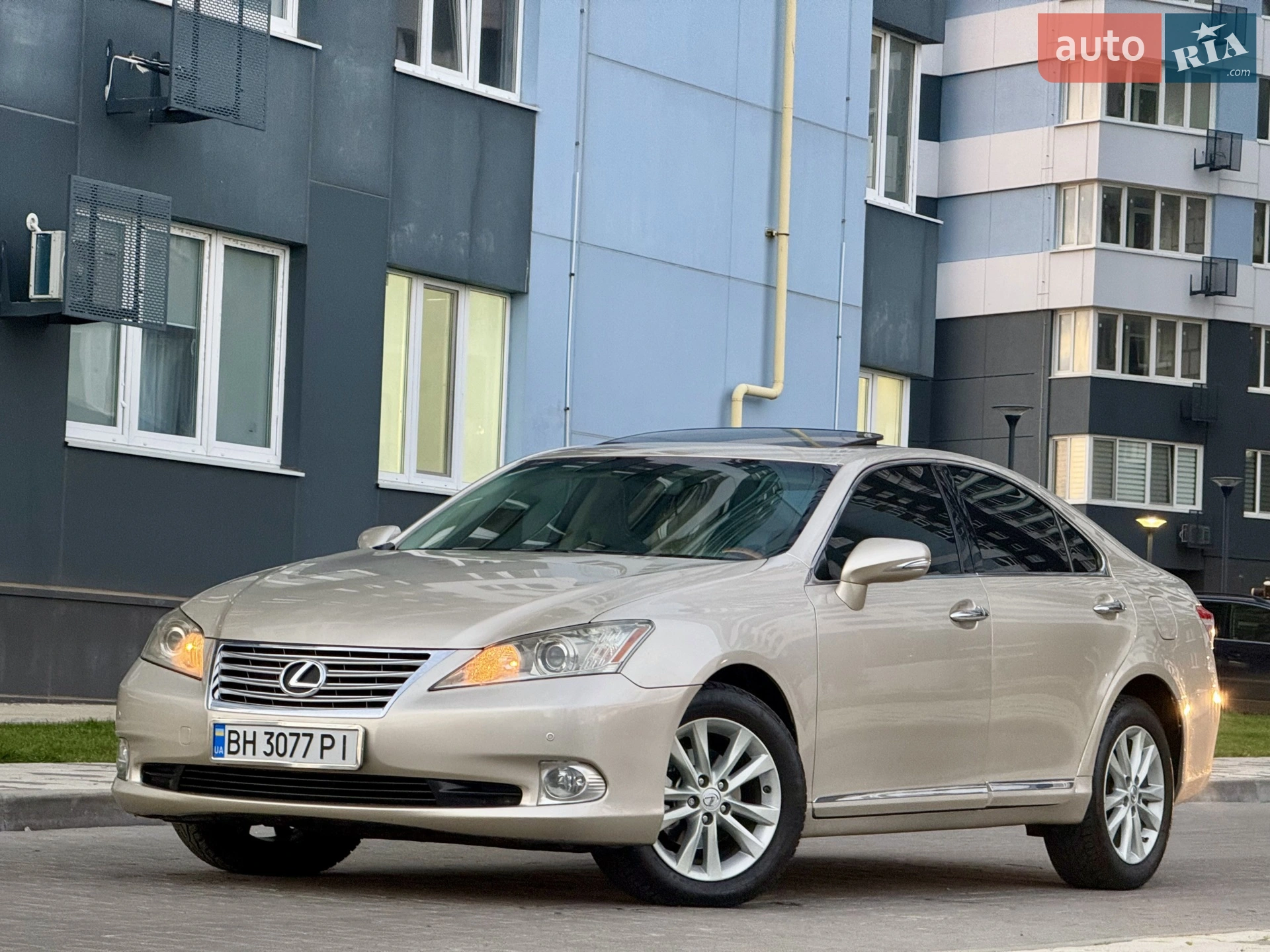 2010 Lexus ES - мініатюра 15