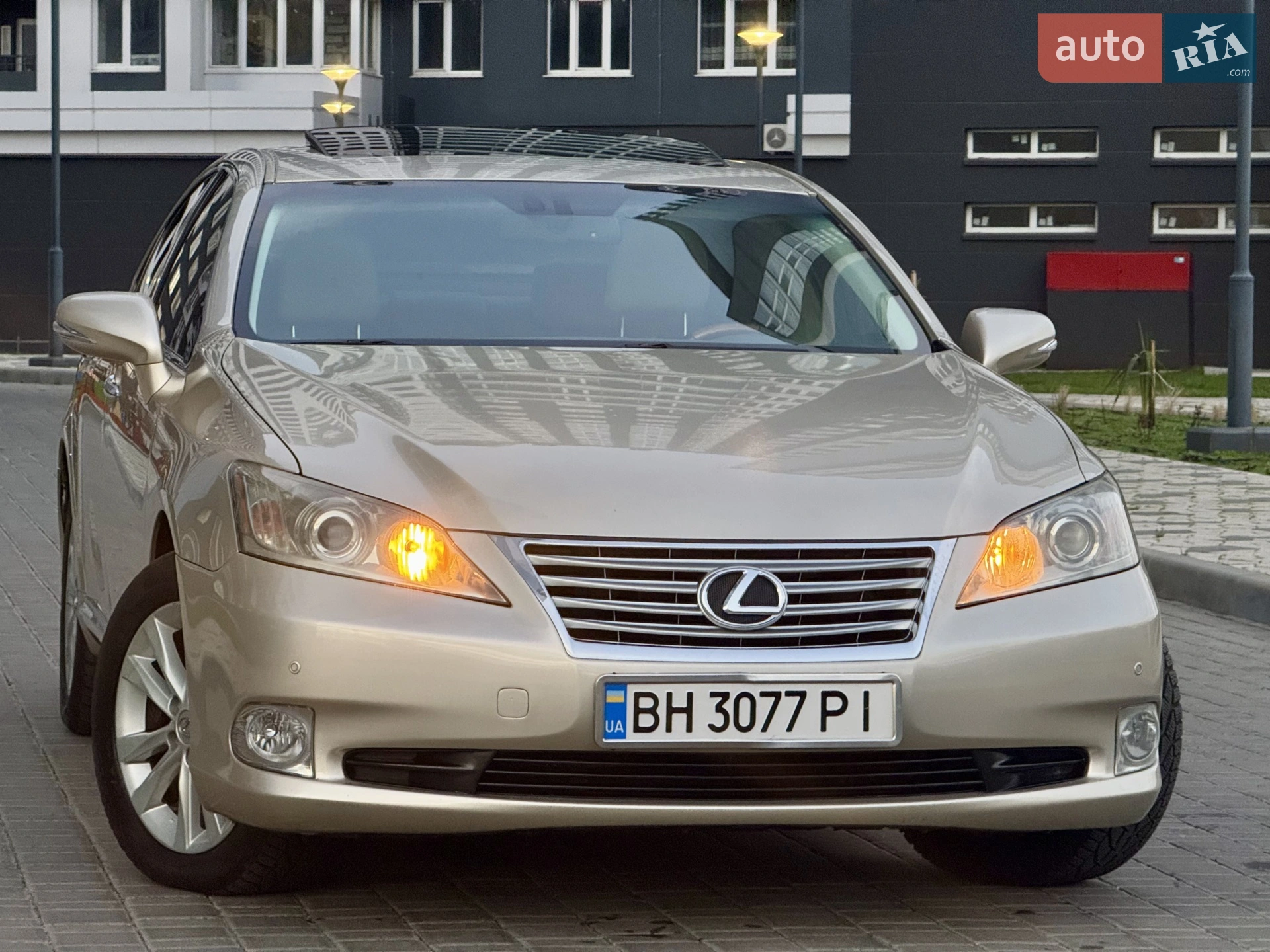 2010 Lexus ES - мініатюра 20