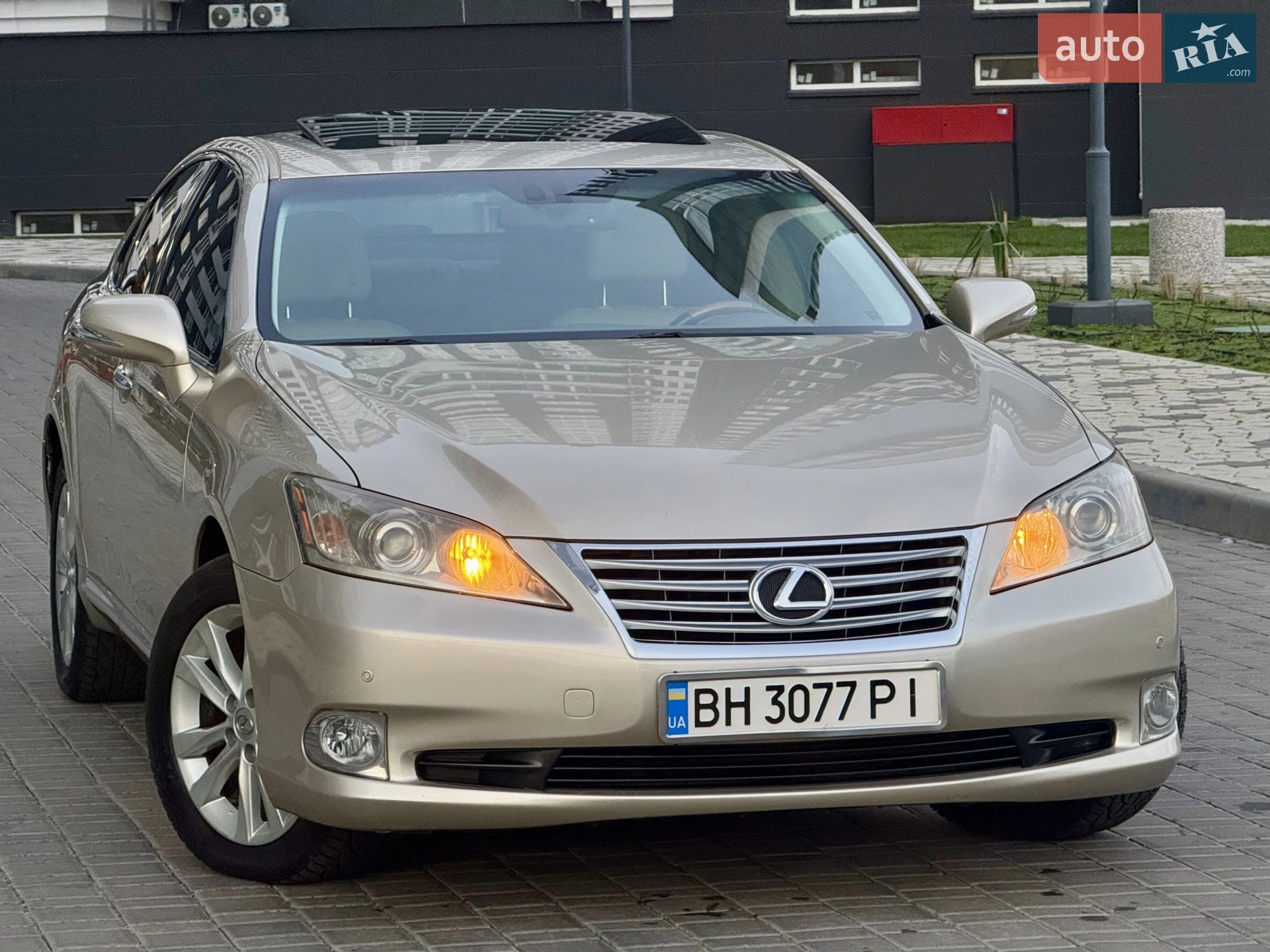 2010 Lexus ES - мініатюра 25