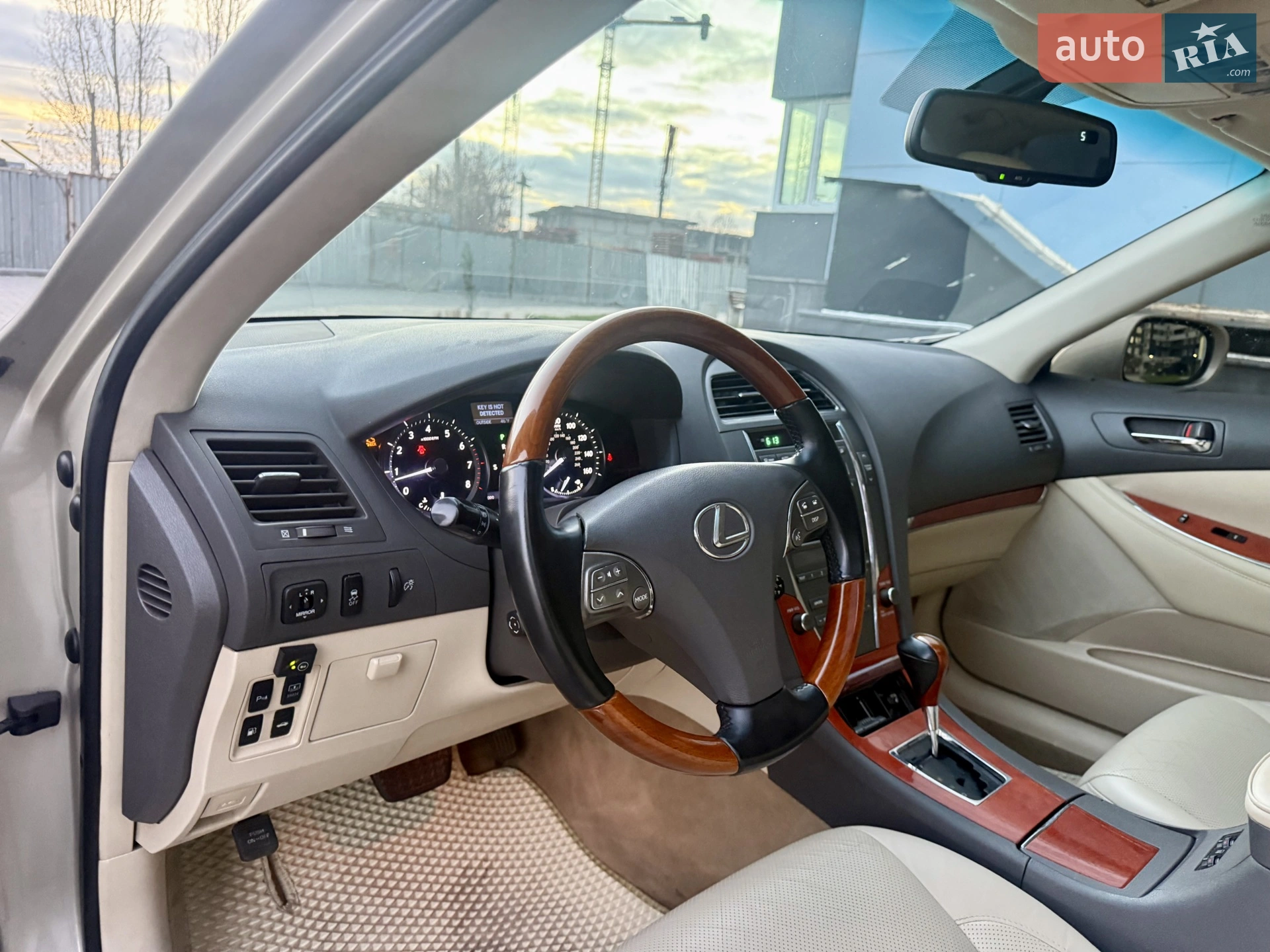 2010 Lexus ES - мініатюра 36