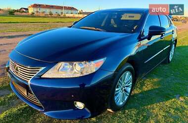 Седан Lexus ES 2015 в Одессе