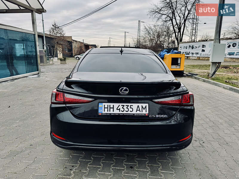 Седан Lexus ES 2019 в Одессе