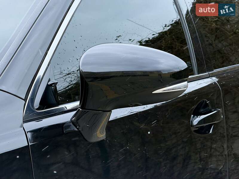 Седан Lexus ES 2018 в Одесі