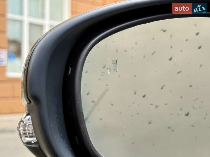 Седан Lexus ES 2018 в Одесі