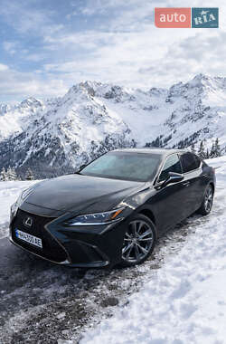 Седан Lexus ES 2019 в Одессе