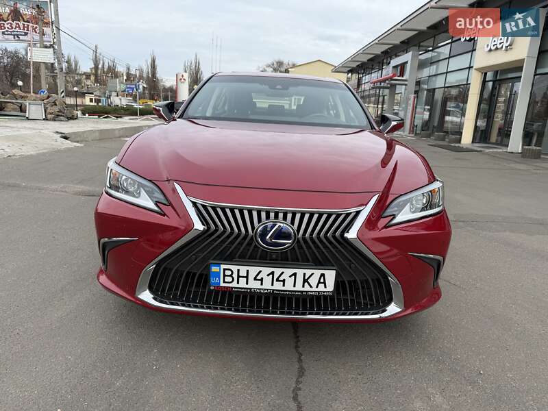 Седан Lexus ES 2018 в Одессе фото 3 Седан Lexus ES 2018 в Одессе