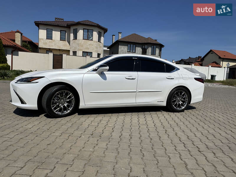 Седан Lexus ES 2020 в Одессе