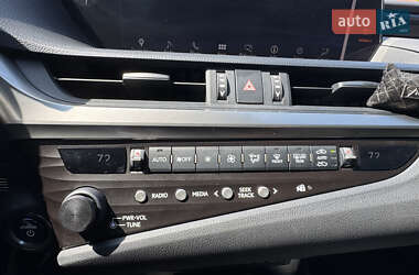 Седан Lexus ES 2020 в Одессе