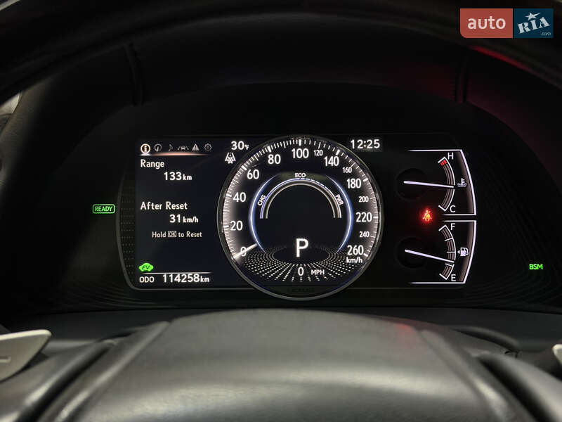 Седан Lexus ES 2018 в Киеве фото 19 Седан Lexus ES 2018 в Киеве