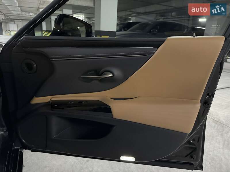 Седан Lexus ES 2022 в Дніпрі фото 34 Седан Lexus ES 2022 в Дніпрі