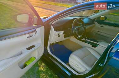 Седан Lexus ES 2015 в Одессе
