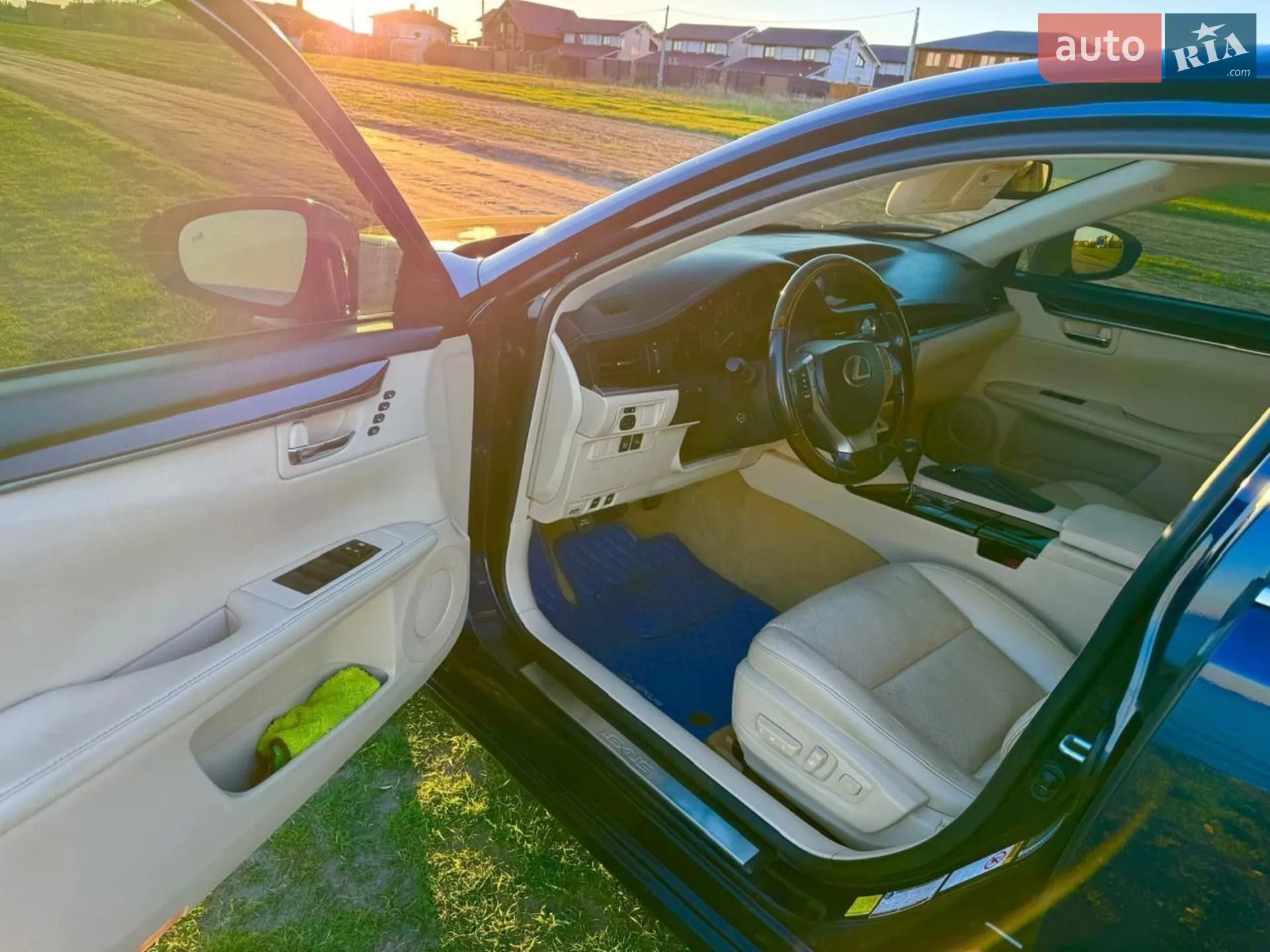 2015 Lexus ES - мініатюра 33