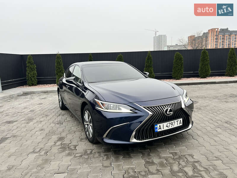 Седан Lexus ES 2019 в Днепре