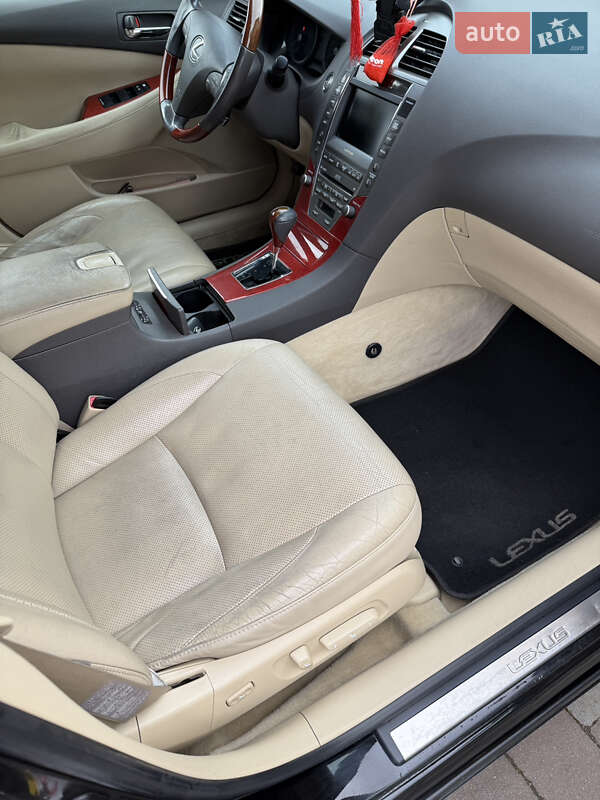 Седан Lexus ES 2008 в Сарнах
