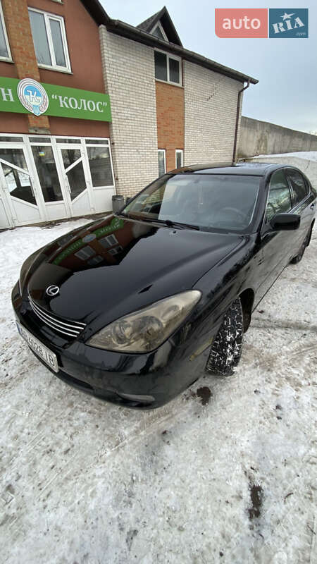 Седан Lexus ES 2001 в Крыжополе