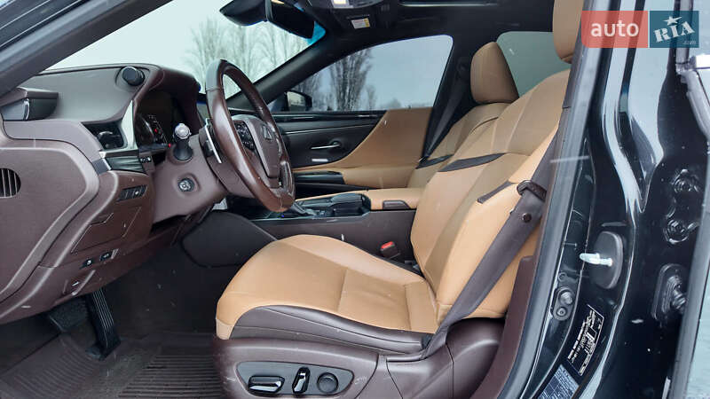 Седан Lexus ES 2021 в Киеве фото 14 Седан Lexus ES 2021 в Киеве