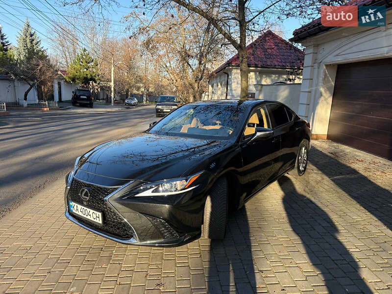 Седан Lexus ES 2023 в Одессе
