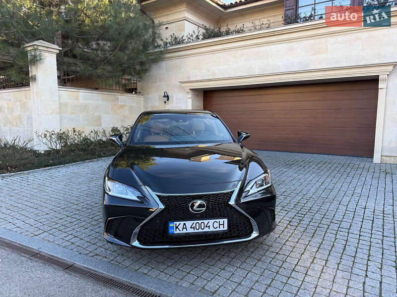 Седан Lexus ES 2023 в Одессе