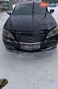 Седан Lexus ES 2008 в Львове