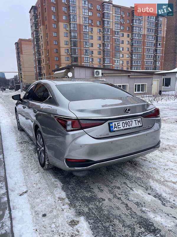Седан Lexus ES 2019 в Днепре