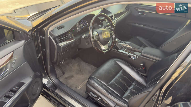 Седан Lexus ES 2016 в Києві фото 9 Седан Lexus ES 2016 в Києві