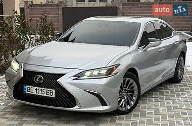 Седан Lexus ES 2019 в Николаеве