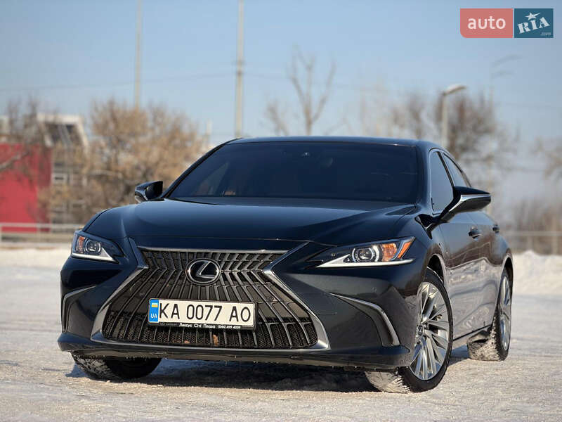Седан Lexus ES 2022 в Києві