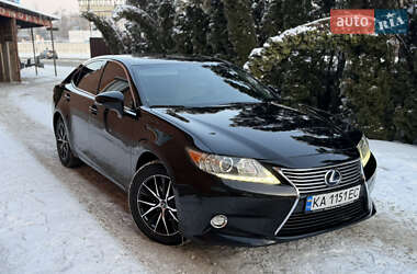 Седан Lexus ES 2013 в Киеве