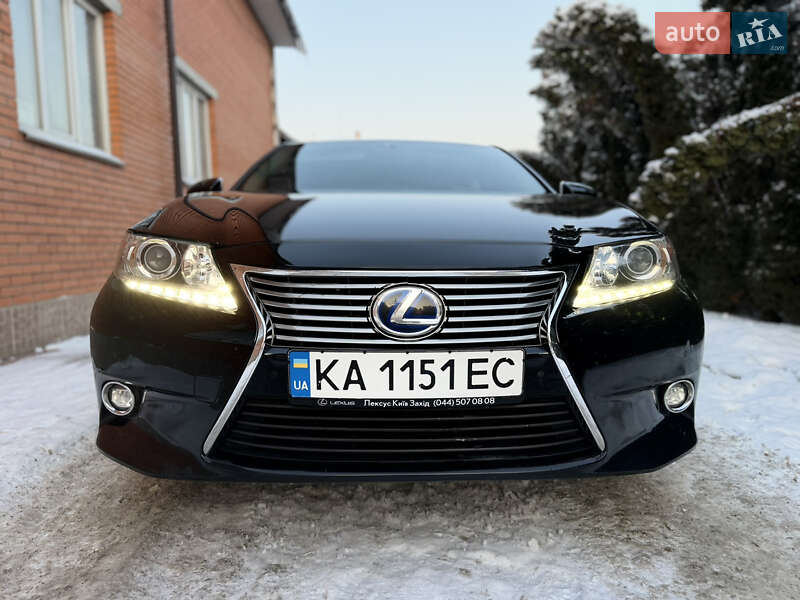 Седан Lexus ES 2013 в Киеве