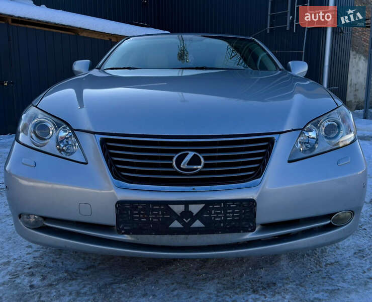 Седан Lexus ES 2008 в Львове