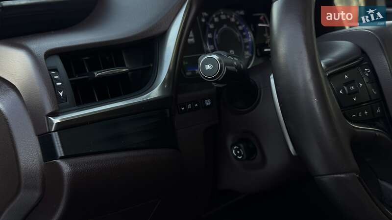 Седан Lexus ES 2021 в Києві