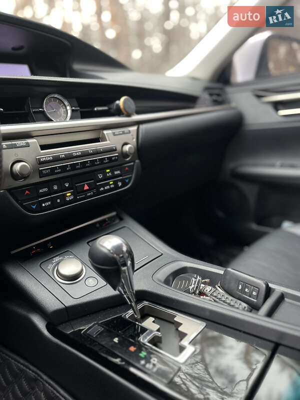 Седан Lexus ES 2013 в Києві фото 10 Седан Lexus ES 2013 в Києві
