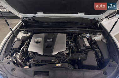 Седан Lexus ES 2021 в Львове